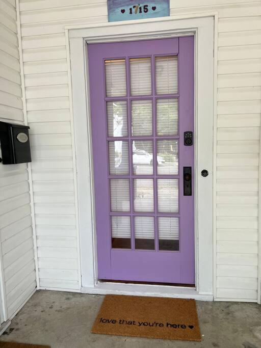 The Purple Door Apt In The Heart Of Radford City Dış mekan fotoğraf